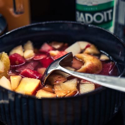 Bol de salade de fruits frais au petit-déjeuner – Hôtel Villa Berlioz Lyon